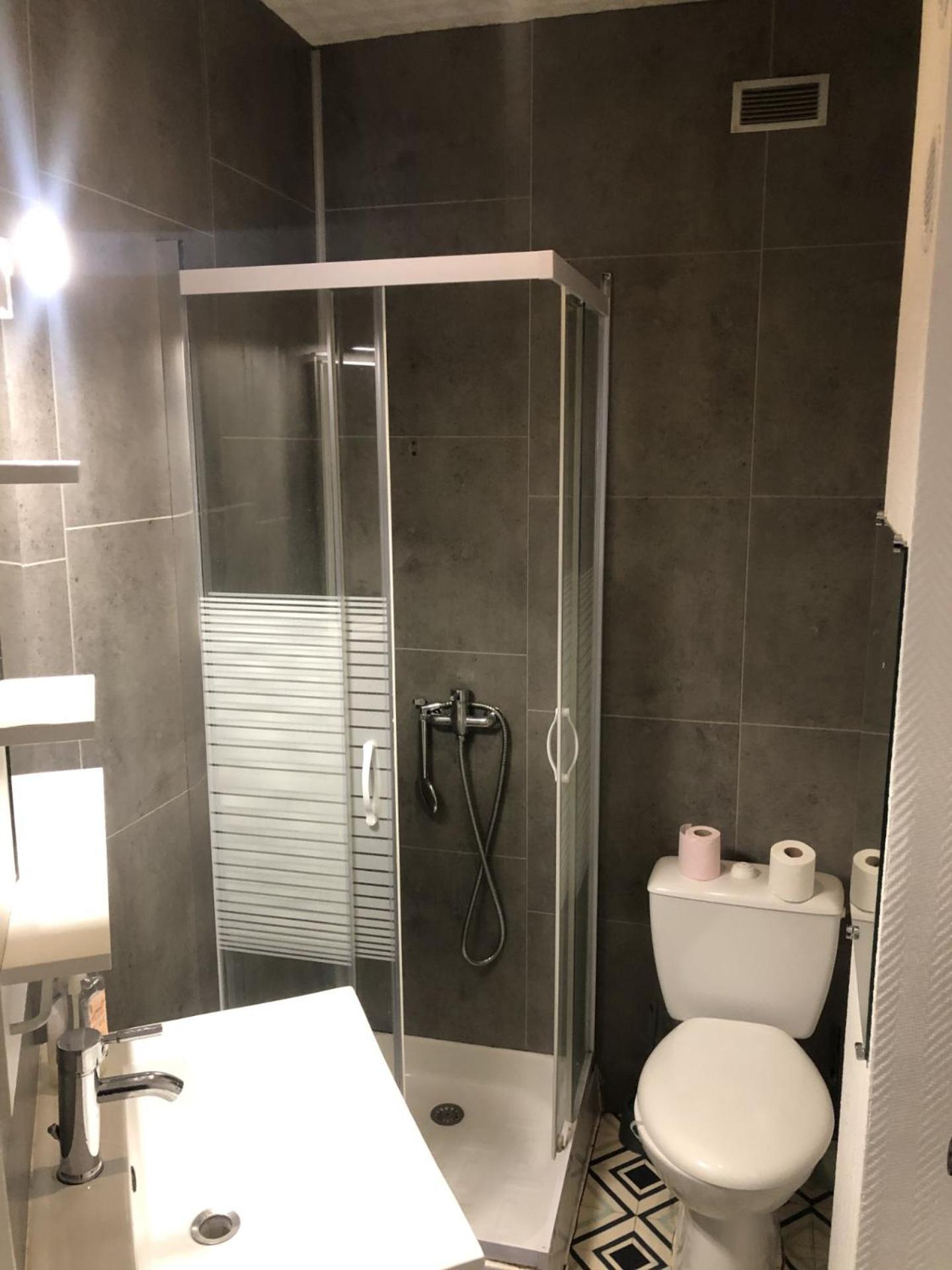 Rent4Night Grenoble Aigle Appartement Buitenkant foto